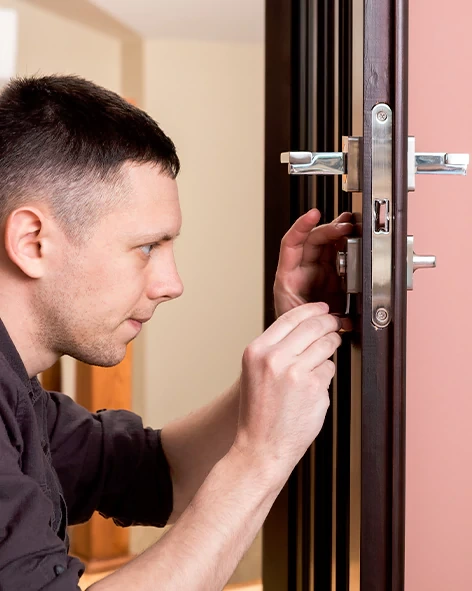 : Professional Locksmith For Commercial And Residential Locksmith Services in Plantation, FL
