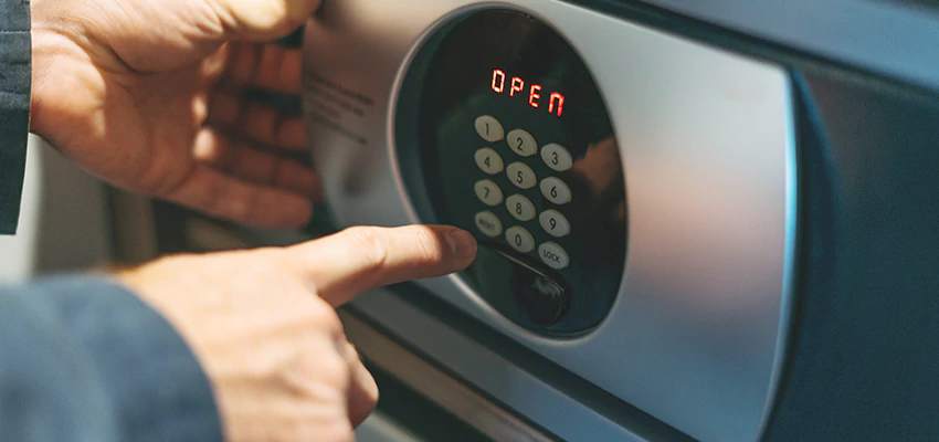 Cash Safe Openers in Plantation, Florida